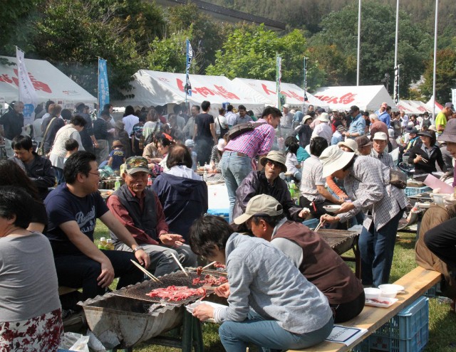 もっと馬力だすべぇ祭の様子