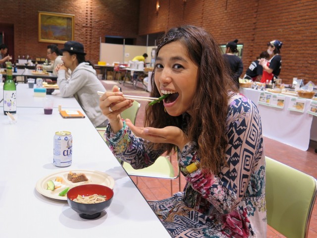 お食事中の福原美穂さま