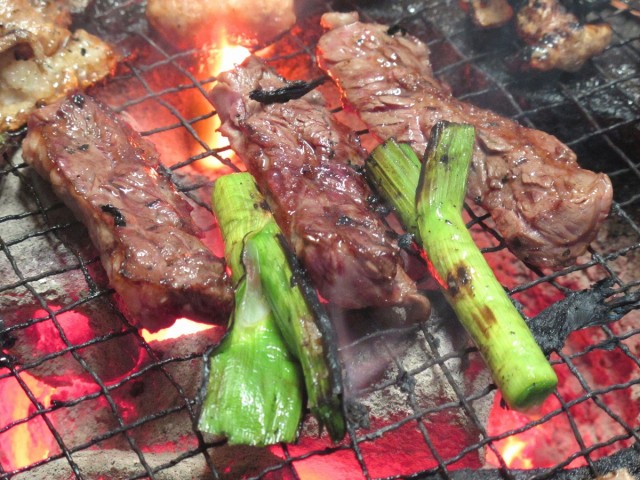 焼き肉と葉にんにく