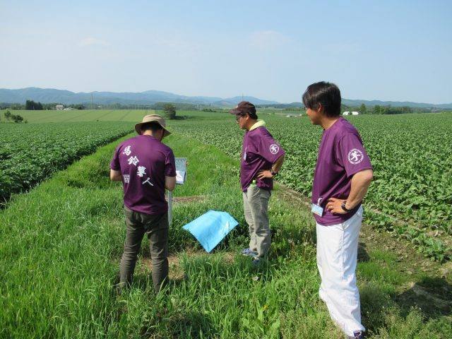 圃場巡回の様子2