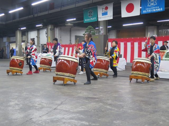 太鼓の演舞