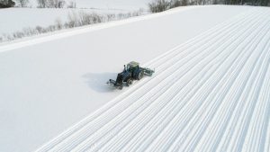 雪踏み作業の様子3