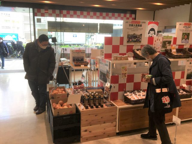 JA東京アグリパークでの販売の様子4