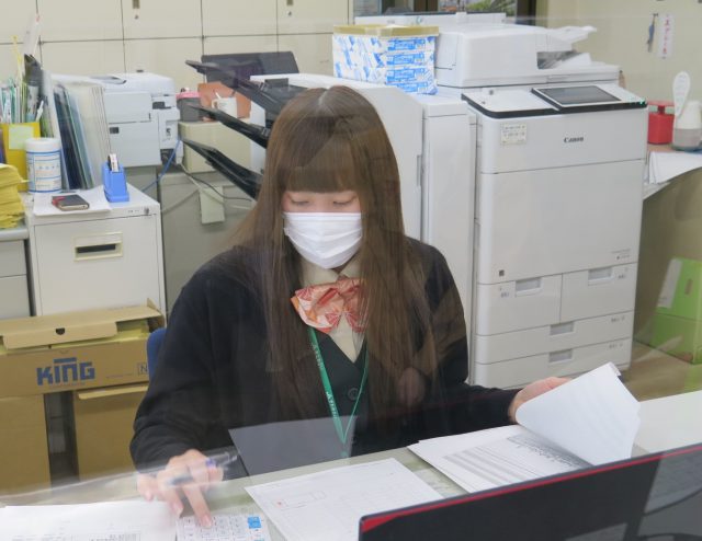 長野えれな